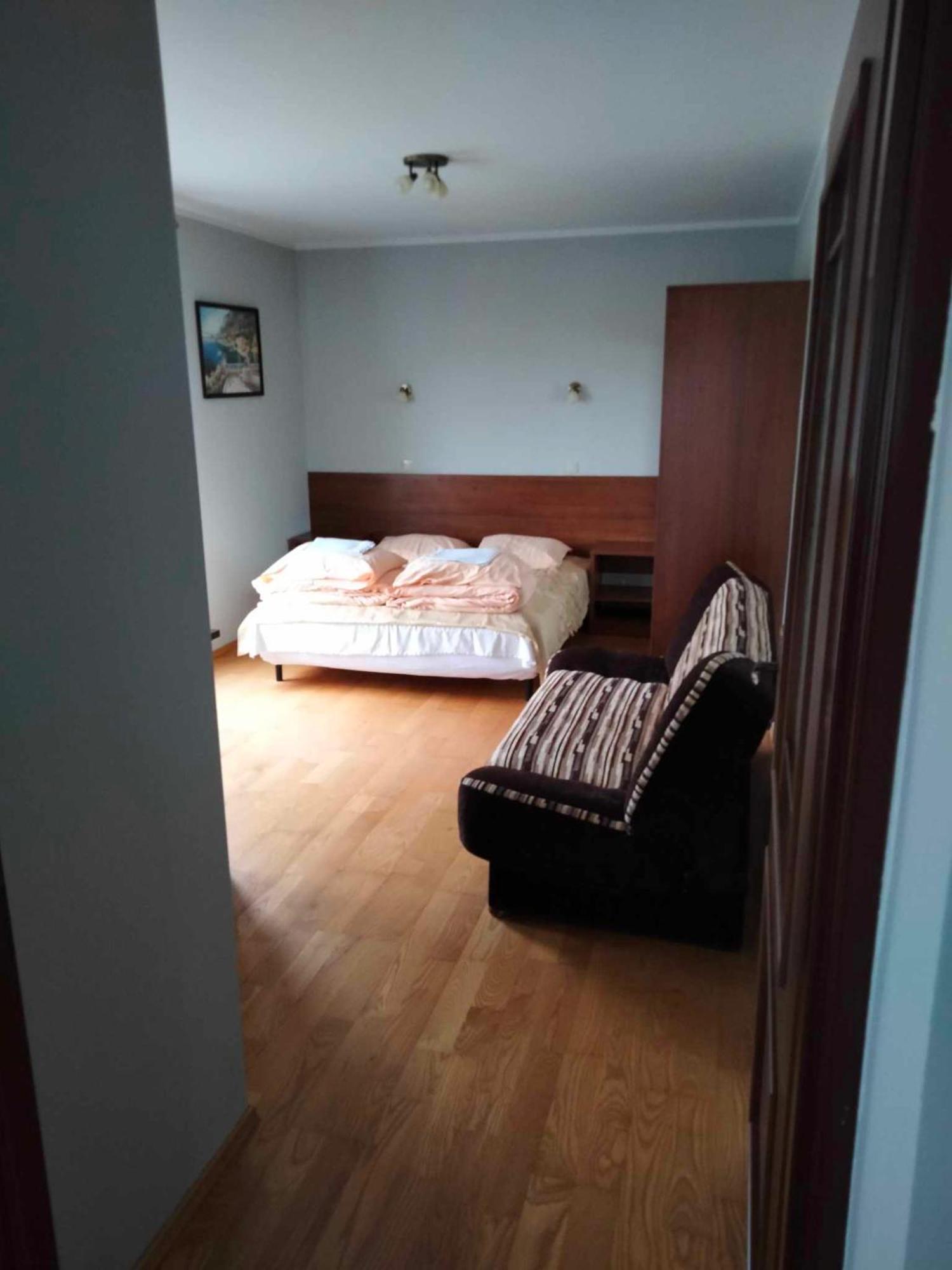 Pokoje Goscinne Sliwka Mrzezyno Bagian luar foto